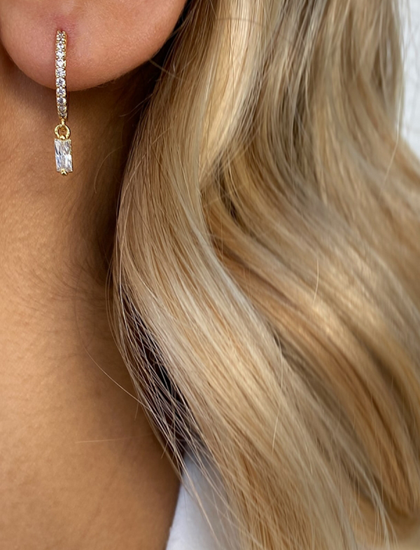 Minimal baguette zircon earrings